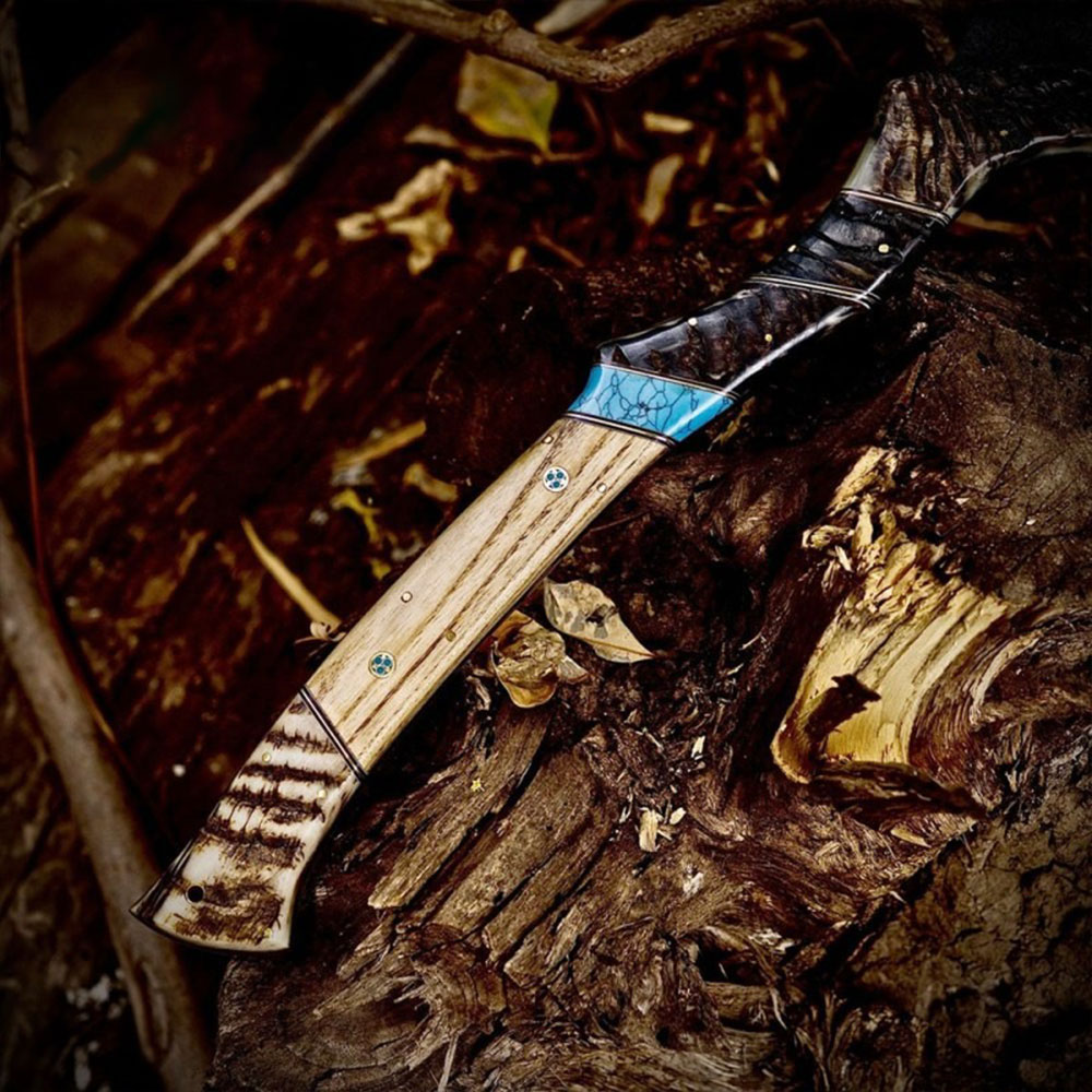 Handmade Forged Carbon Steel Survival Axe